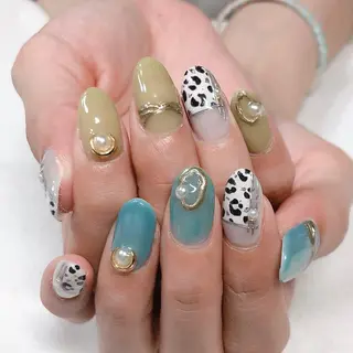 ネイル 東 千夏のネイルデザイン