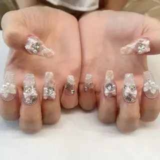 ネイル 💎🐰 saki. m 🐰💎のネイルデザイン