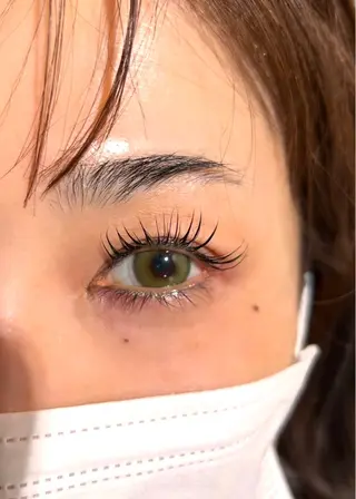 マツエク・マツパ 畑澤 和果のヘアスタイル