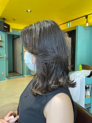 ミディアム 末石 智のヘアスタイル