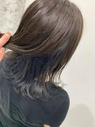 ミディアム カラー TAKUMI .のヘアスタイル