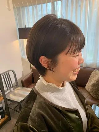 ショート カラー 安村 美奈のヘアスタイル