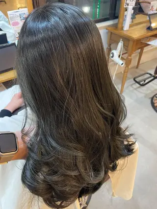 セミロング to youハイライトのヘアスタイル