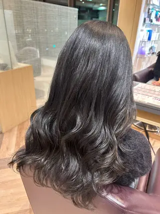 ロング カラー 加藤 千穂のヘアスタイル