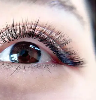 マツエク・マツパ EYELA燕三条 小川のマツエク・マツパデザイン