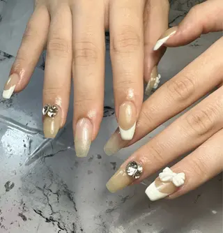 ネイル 新山 聖のネイルデザイン