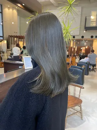 ミディアム viviAiles所属・miyabu momokaのマツエク・マツパデザイン