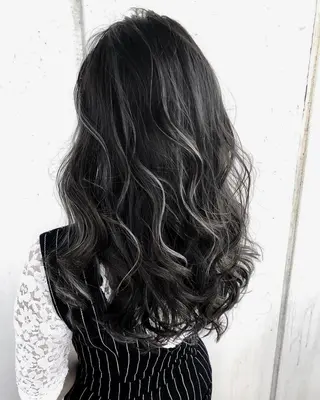 セミロング カラー 中塚 義人のヘアスタイル