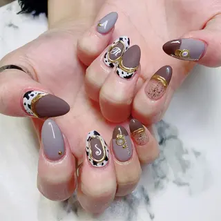 ロング カラー ネイル Q Free nailsのネイルデザイン