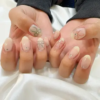 ネイル Elegancia. Hiromiのネイルデザイン