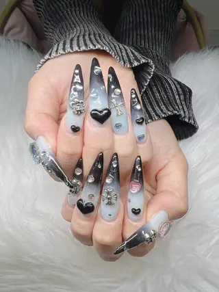 ネイル Lee Nailsのネイルデザイン