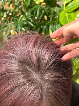 カラー シオカワ ケンショウのヘアスタイル