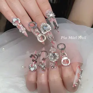 ネイル Pio Mielのネイルデザイン