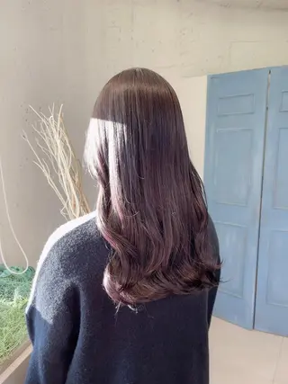 ロング カラー 透明感ハイトーン🦄 キラ🌈のヘアスタイル