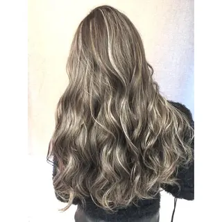 ロング カラー 井上 一平のヘアスタイル