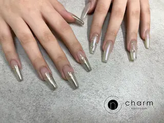 ネイル ネイルルーム チャームのネイルデザイン