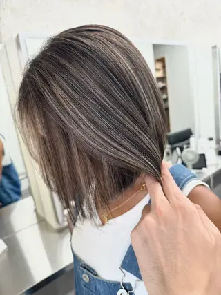 ミディアム Tsuyoki .のヘアスタイル