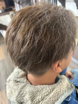 ショート カラー メンズ 横路 めぐみのヘアスタイル
