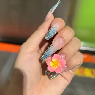 ネイル MODA MANAMIᵕ̈のネイルデザイン