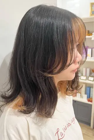 セミロング 會田 /レイヤーカットのヘアスタイル