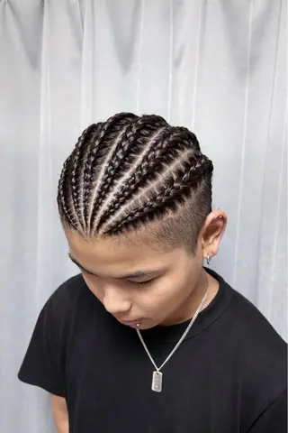 ヘアアレンジ メンズ airi🌺カラー /特殊ヘア⛓️🖤のヘアスタイル