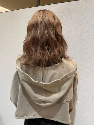 セミロング 碇山 楓己のヘアスタイル