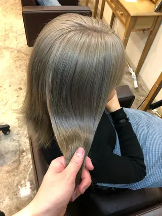 ロング 髪質改善、縮毛矯正 酸性縮毛矯正のヘアスタイル