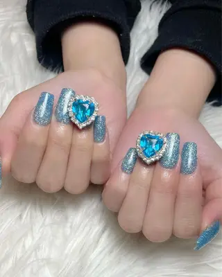 ネイル Feel ‪‪☺︎‬Yuriaのネイルデザイン