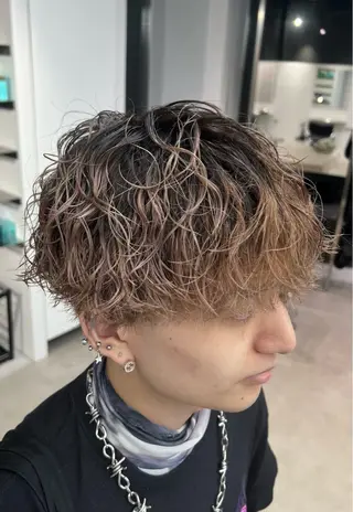 ミディアム パーマ メンズ 天神大名メンズパーマ メンズショートのヘアスタイル
