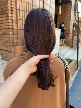セミロング カラー MIOベージュカラー 柔らかいカラーのヘアスタイル