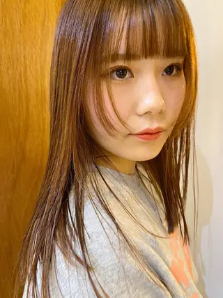 セミロング 砂原 ひよりのヘアスタイル