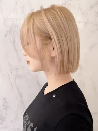 ショート カラー 髙木 優衣のヘアスタイル