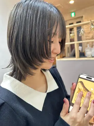 ミディアム 木村 彩花のヘアスタイル