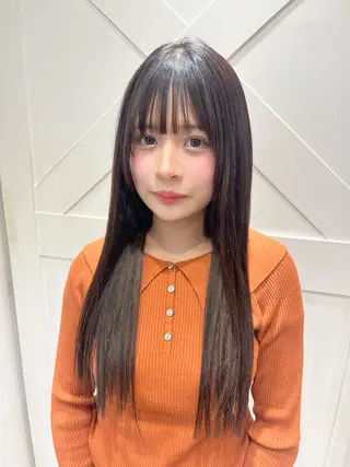 ハイトーンカラー シールエクステのヘアスタイル