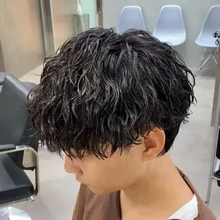 ショート パーマ メンズ メンズ特化LIBER 石川玲央のヘアスタイル