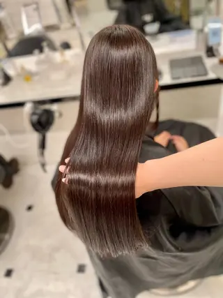 セミロング うる艶トレンドヘア 🕊️上野BABYのヘアスタイル
