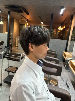 パーマ メンズ 島田 叶夢のヘアスタイル