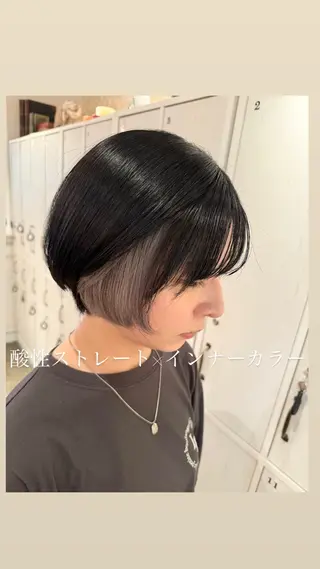 ショート カラー ハイライト/インナー /ブリーチ/レイヤーのヘアスタイル