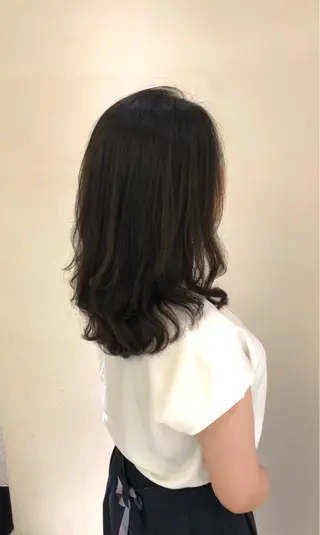 セミロング 瀧尻 涼のヘアスタイル