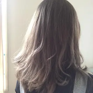 ミディアム カラー 山下 千明のヘアスタイル