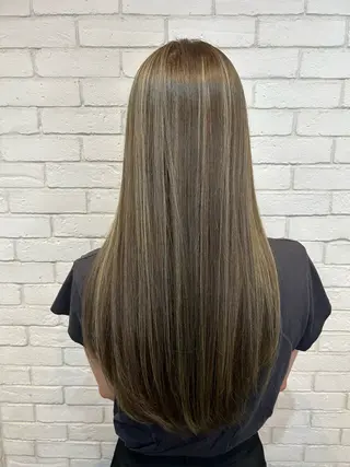 ロング カラーアンドケアリタ kitamuuuのヘアスタイル