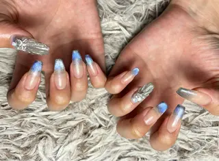 ロング ネイル ✴︎ Delightのネイルデザイン