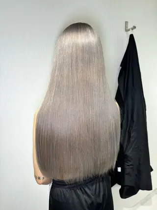 ロング カラー 【Diar】オーナー アキヨシケンタのヘアスタイル