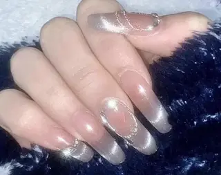 ネイル VIVIAN リサのネイルデザイン