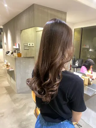 ロング カラー 透明感カラー 天羅のヘアスタイル