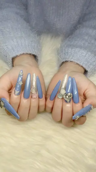 ネイル Rei _Nail 新宿のネイルデザイン