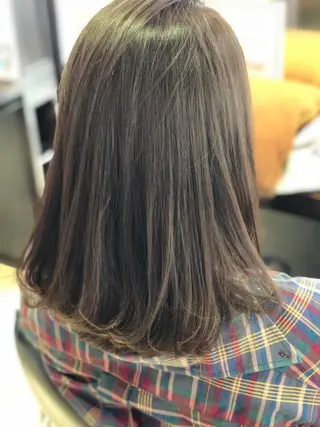 カラー 手塚 亮汰のヘアスタイル