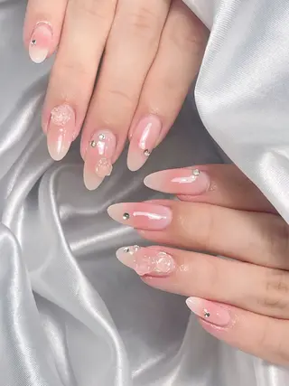 ネイル LEELA NAIL STUDIOのネイルデザイン