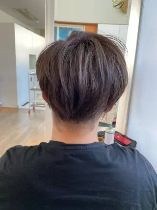 カラー メンズ 山本 瑠華のヘアスタイル