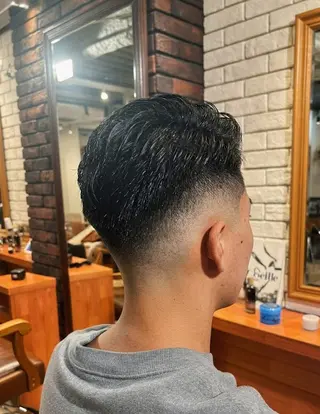 ショート メンズ flencia 丸 和博｜カットのヘアスタイル